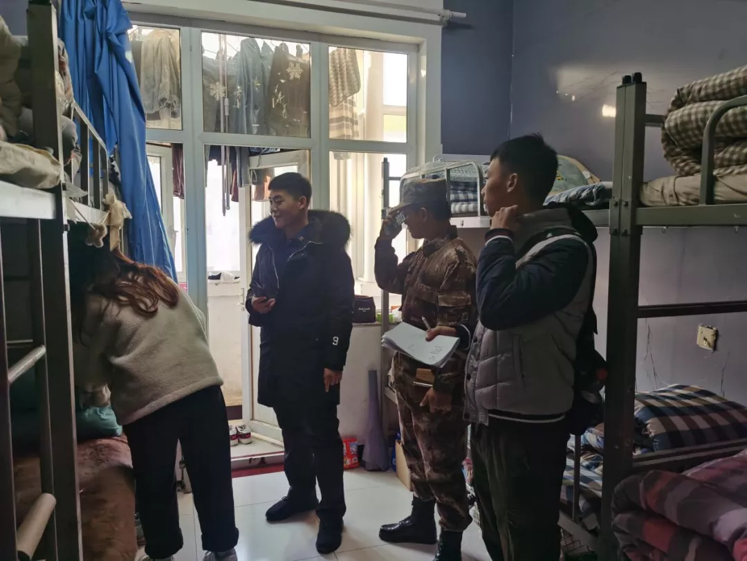 图片2.png 图片2.png