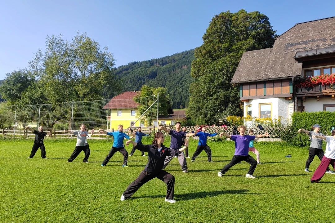 孟涛老师国外训练 孟涛老师国外训练