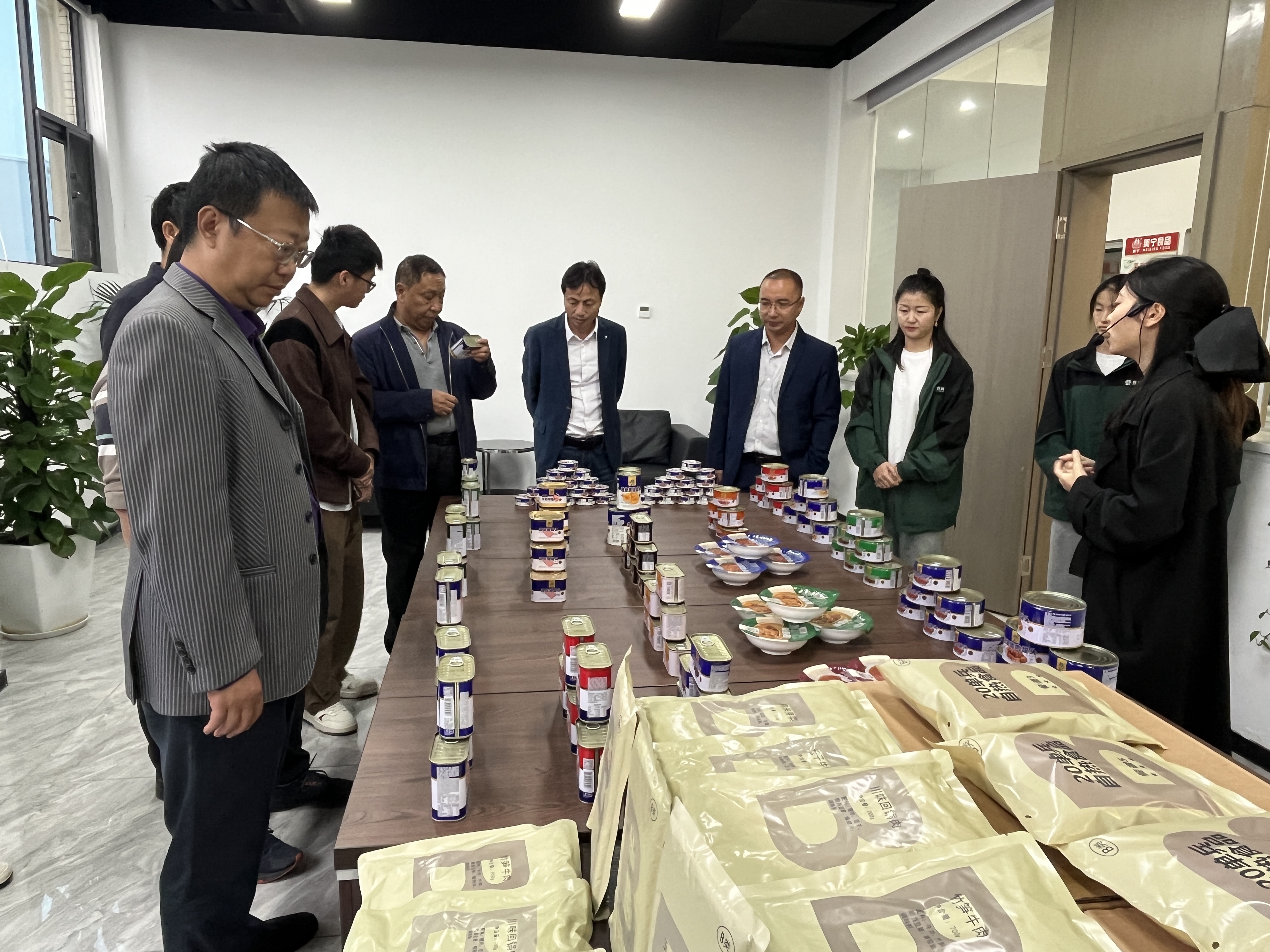 da4d56ca63b4235c6380c365e53a7fb da4d56ca63b4235c6380c365e53a7fb