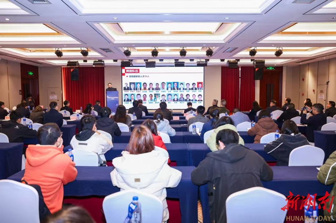 0b1e2e6dffd39424e276d9209b3815cc451e8dc21732520582634 0b1e2e6dffd39424e276d9209b3815cc451e8dc21732520582634