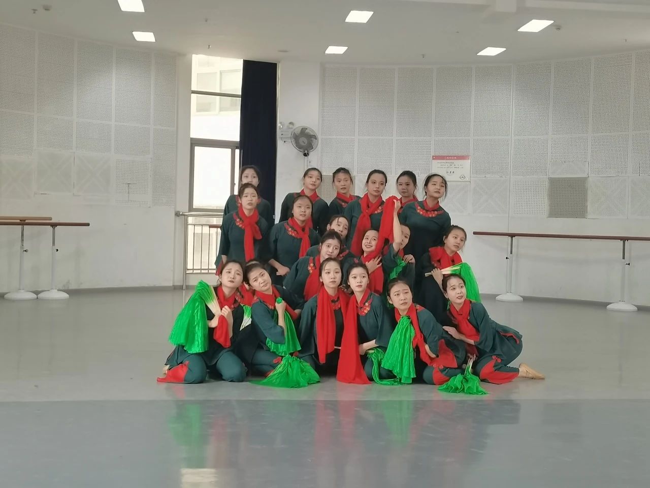 微信图片_20241203211458 微信图片_20241203211458