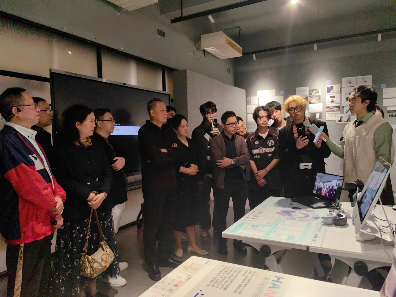 f04e670f17f090dd24c63d26031fb56 f04e670f17f090dd24c63d26031fb56