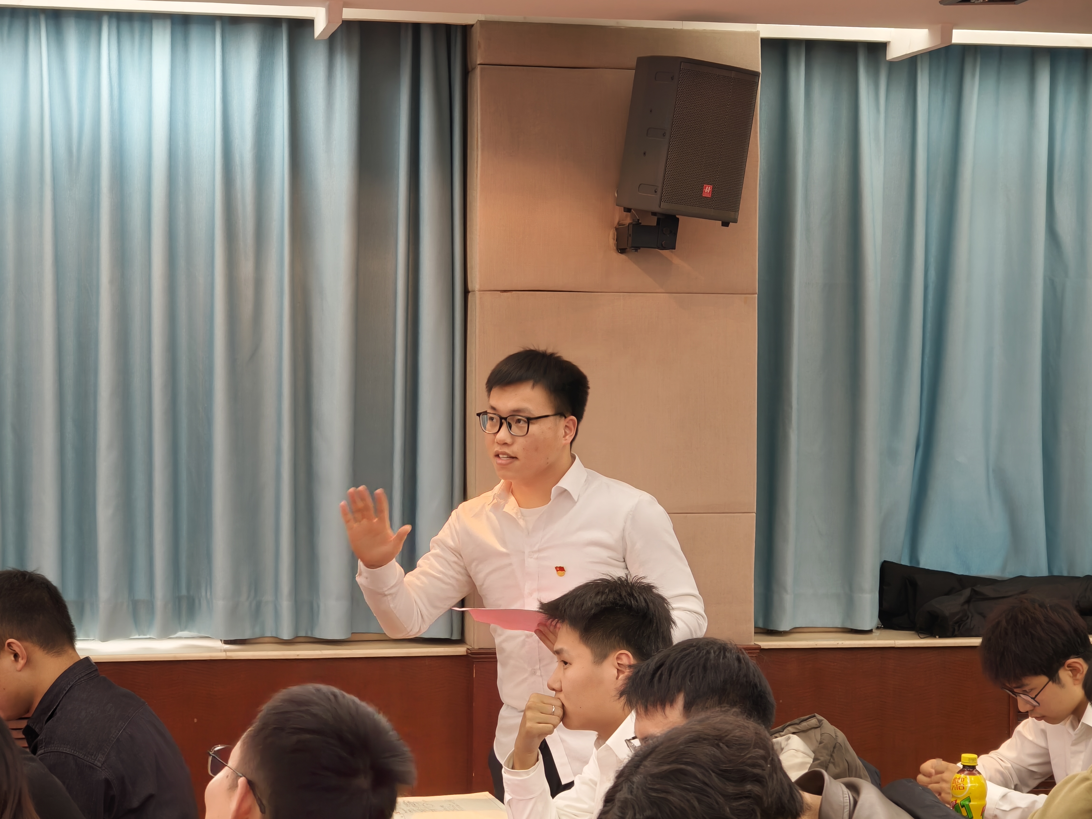 座谈会2 座谈会2