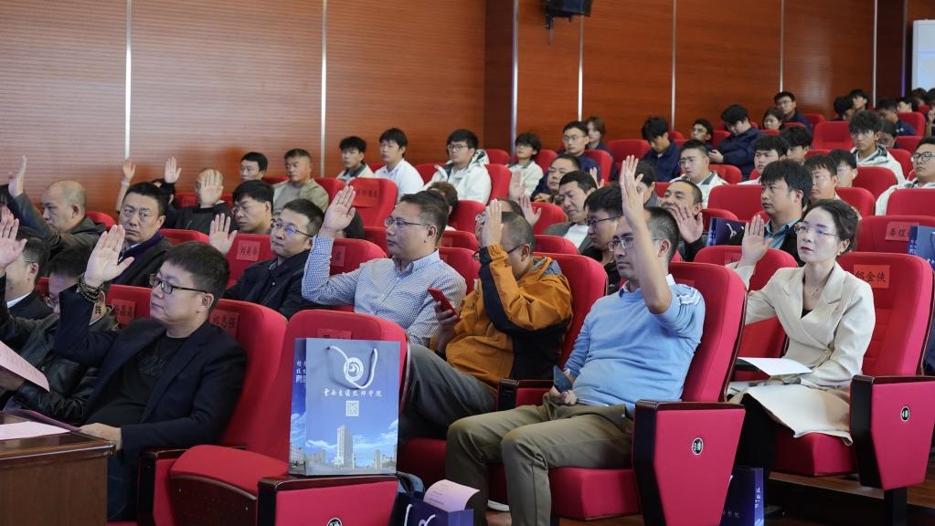 图14:召开云南省航空产教融合共同体一届三次理事大会 图14:召开云南省航空产教融合共同体一届三次理事大会