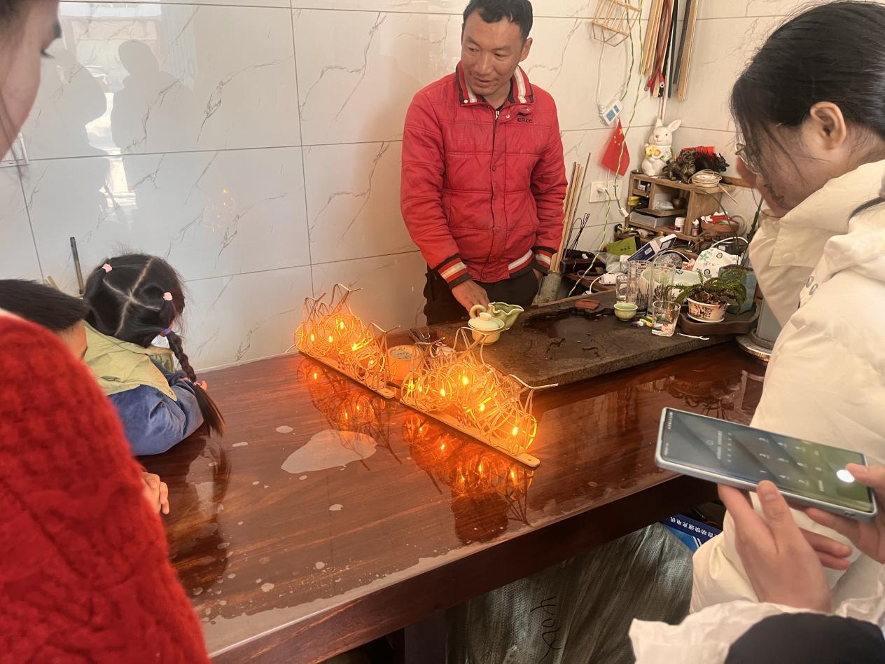 0121 龙岩学院星火逐光·大龙遗韵队奔赴连城县姑田镇开展“追寻领袖足迹,探寻优秀传统文化”寒假社会实践活动-20250121-张童量.jpeg