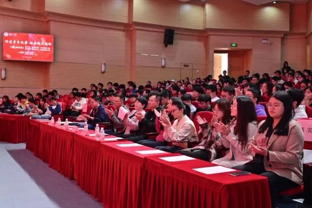 640.webp (1) 640.webp (1)