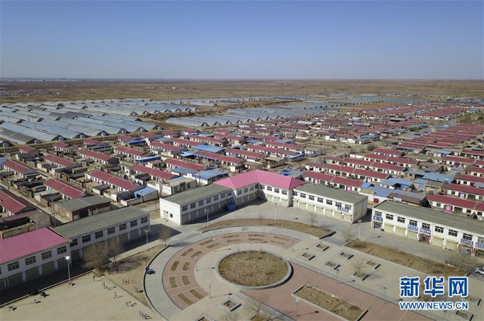 (新华全媒头条·迎接两会特别报道·图文互动)(4)不同寻常的两会 万众一心的力量——写在2020年全国两会召开之际