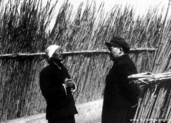 7-“红军桥”的由来-毛泽东与村民_UUID11357 7-“红军桥”的由来-毛泽东与村民_UUID11357