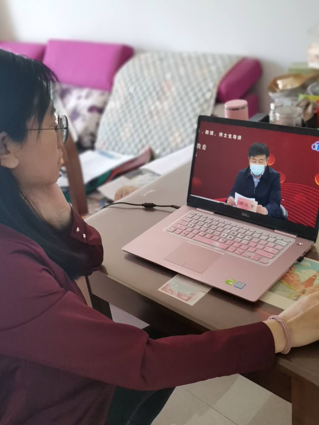 教师居家观看报告.jpg 教师居家观看报告.jpg