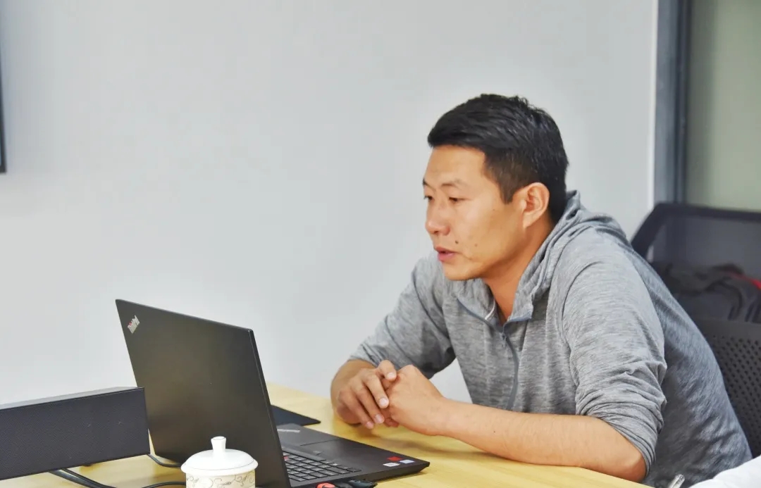 邢海涛.jpg 邢海涛.jpg