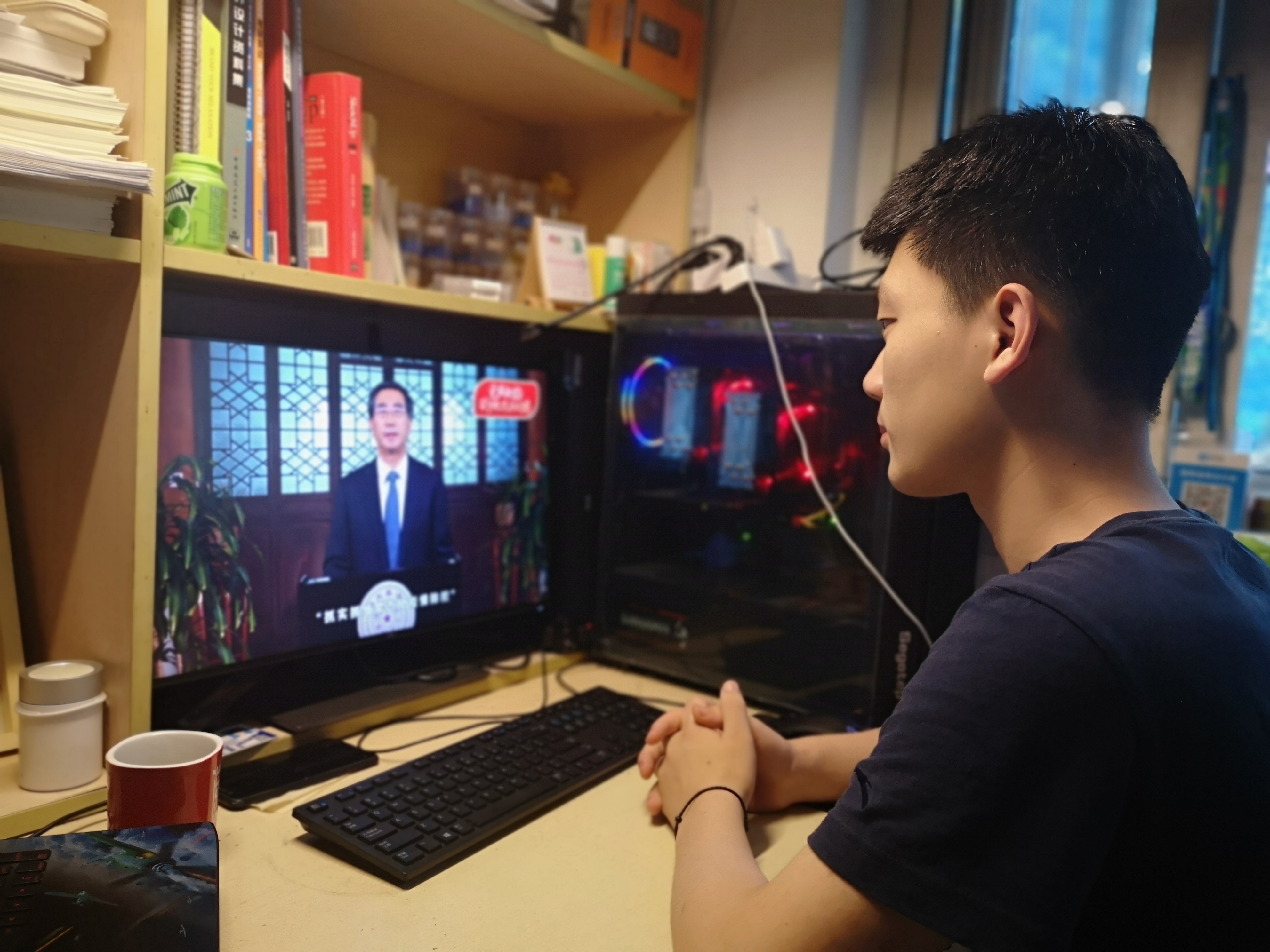 陈磊.jpg 陈磊.jpg