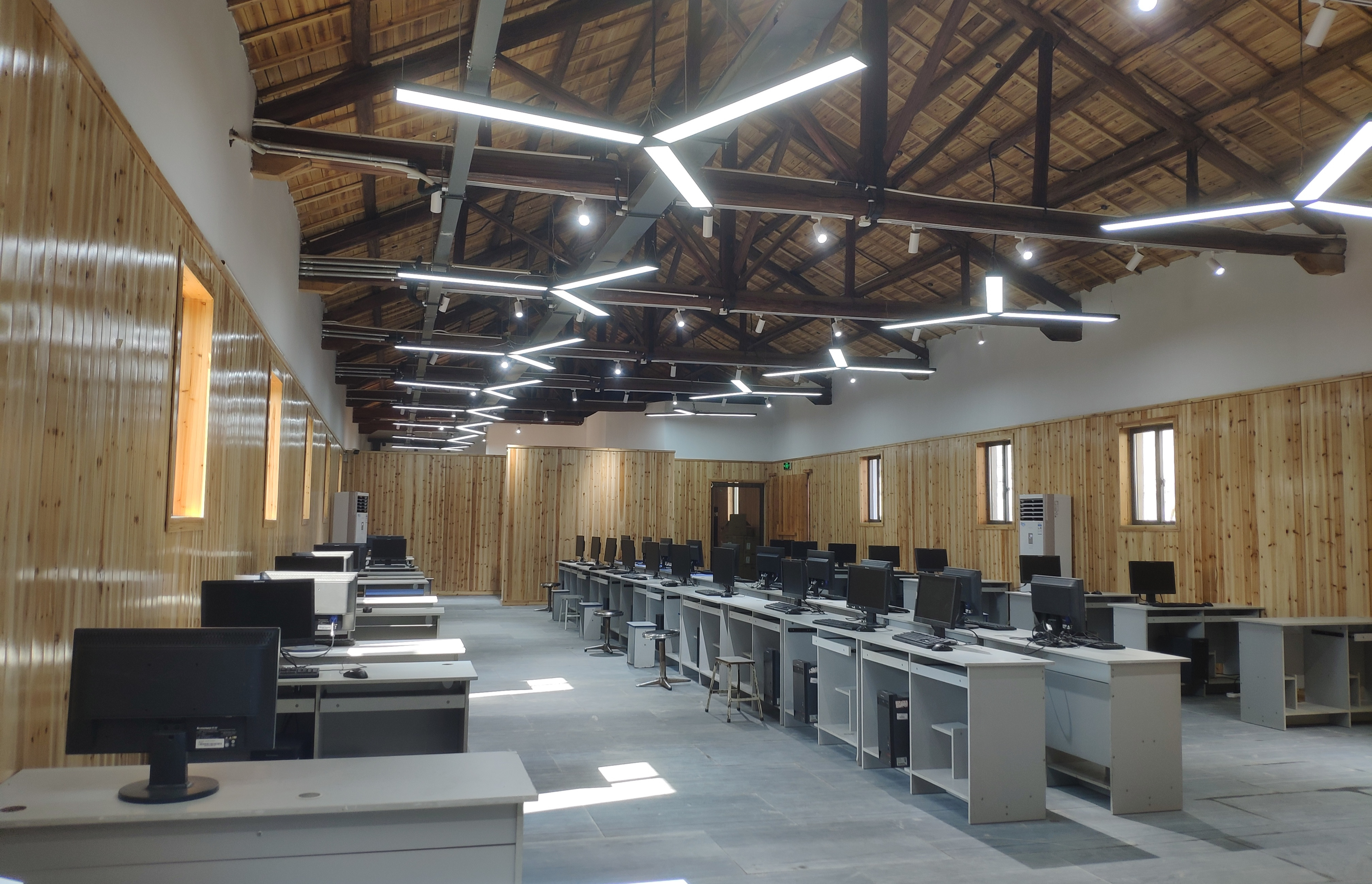 ea87afc5-67ff-4058-9ffb-8b005bd49158.jpg ea87afc5-67ff-4058-9ffb-8b005bd49158.jpg