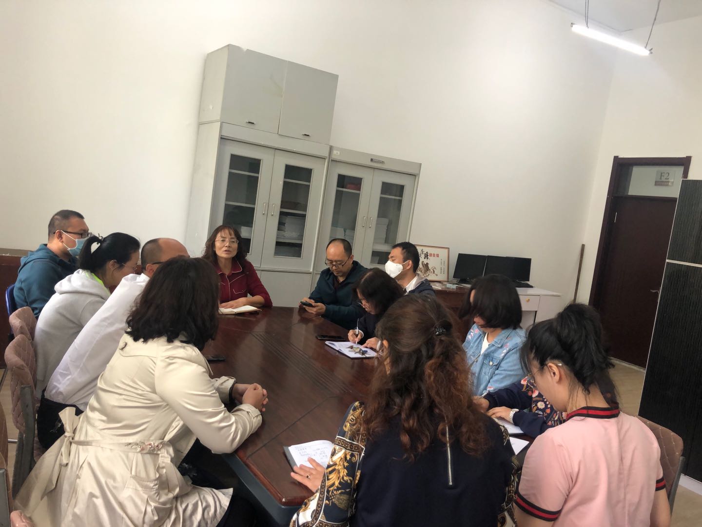 院长主持发言.jpg 院长主持发言.jpg