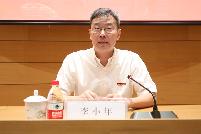 2020年新教师欢迎大会李小年致辞.jpg 2020年新教师欢迎大会李小年致辞.jpg