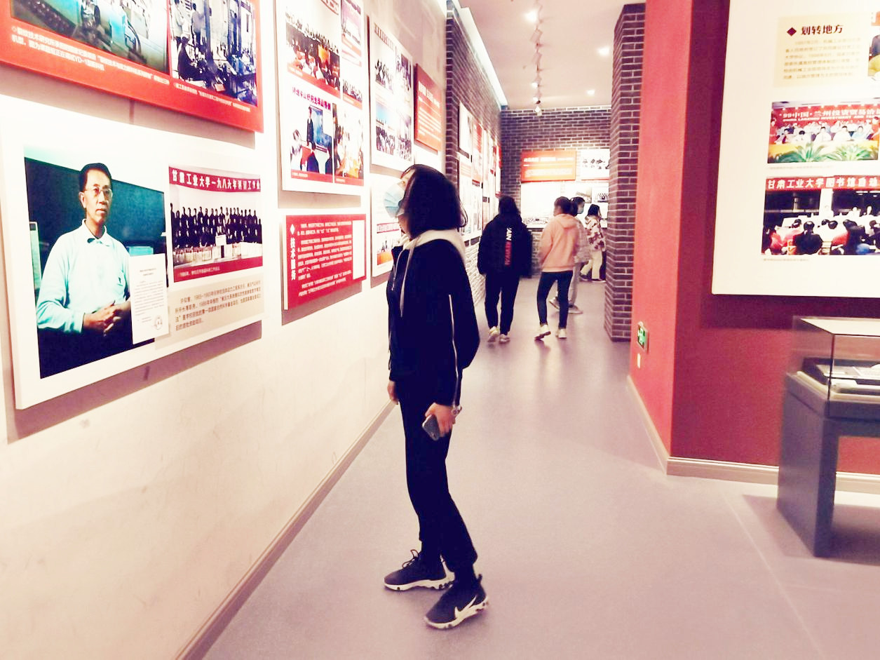 图片3.jpg 图片3.jpg