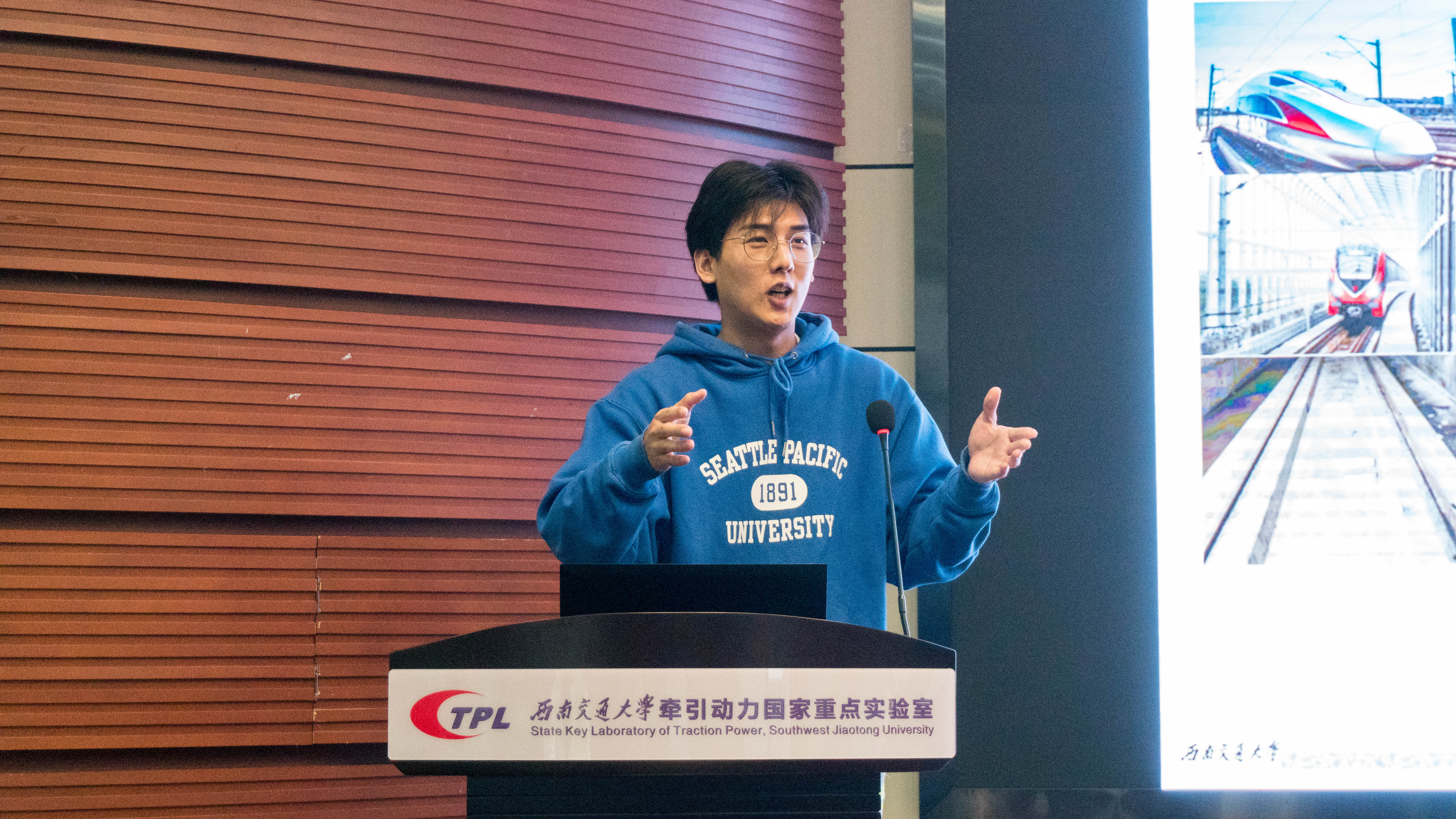 DSC01731.jpg DSC01731.jpg