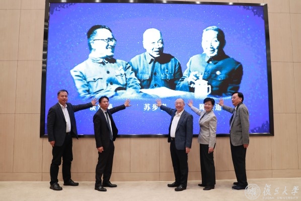 0d58b67b-dca1-42fd-8b5b-2cd5d342851e.jpg 0d58b67b-dca1-42fd-8b5b-2cd5d342851e.jpg