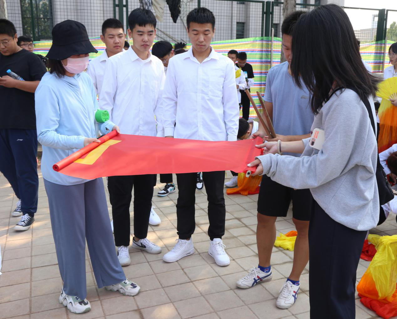 图片2.png 图片2.png