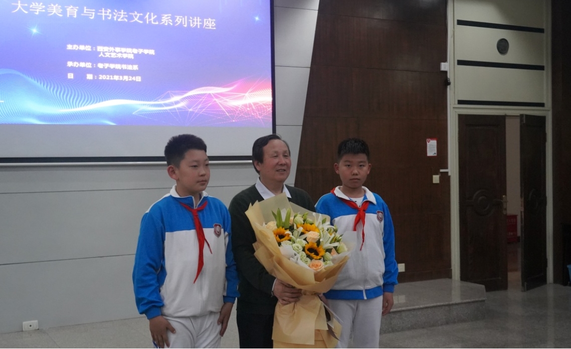 A889BE0A28E9F6A0EE963967E7B_25400D8A_5920D.jpg A889BE0A28E9F6A0EE963967E7B_25400D8A_5920D.jpg