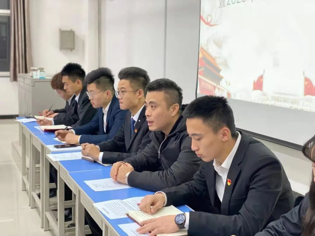 640.webp (12).jpg 640.webp (12).jpg