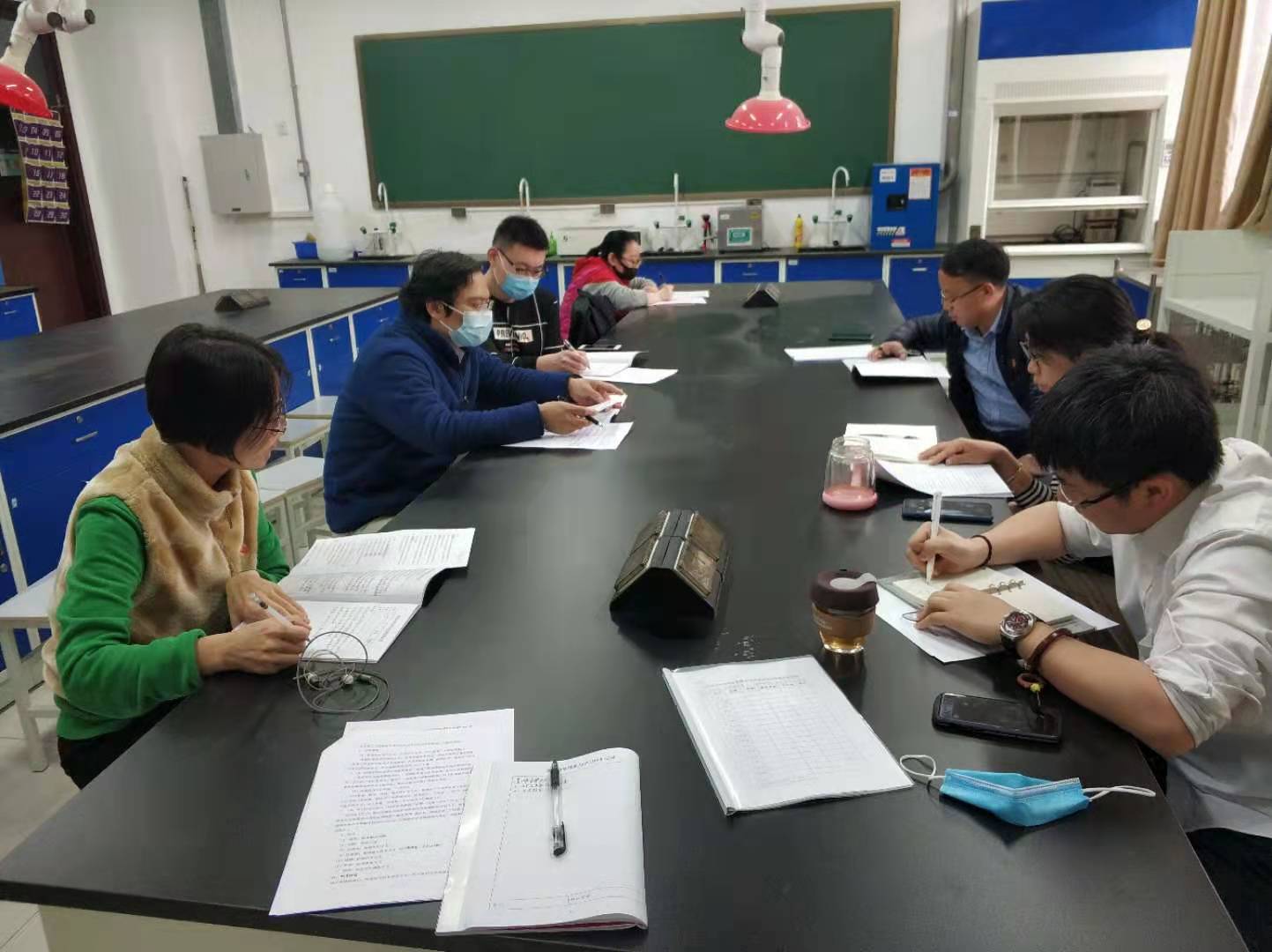 组织生活会3.jpg 组织生活会3.jpg