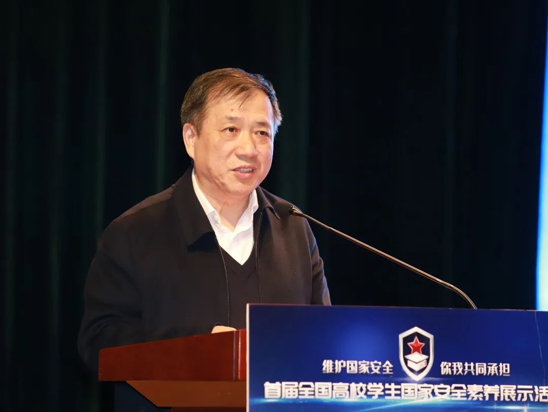 00f418d9-f8c5-4b8f-9a3f-1c9c2254a63e.jpg 00f418d9-f8c5-4b8f-9a3f-1c9c2254a63e.jpg