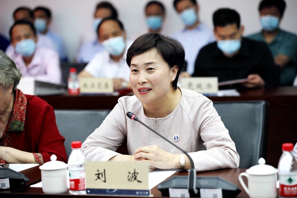 刘波书记讲话.jpg 刘波书记讲话.jpg