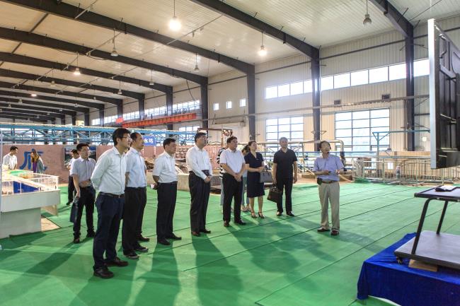 图片4.jpg 图片4.jpg