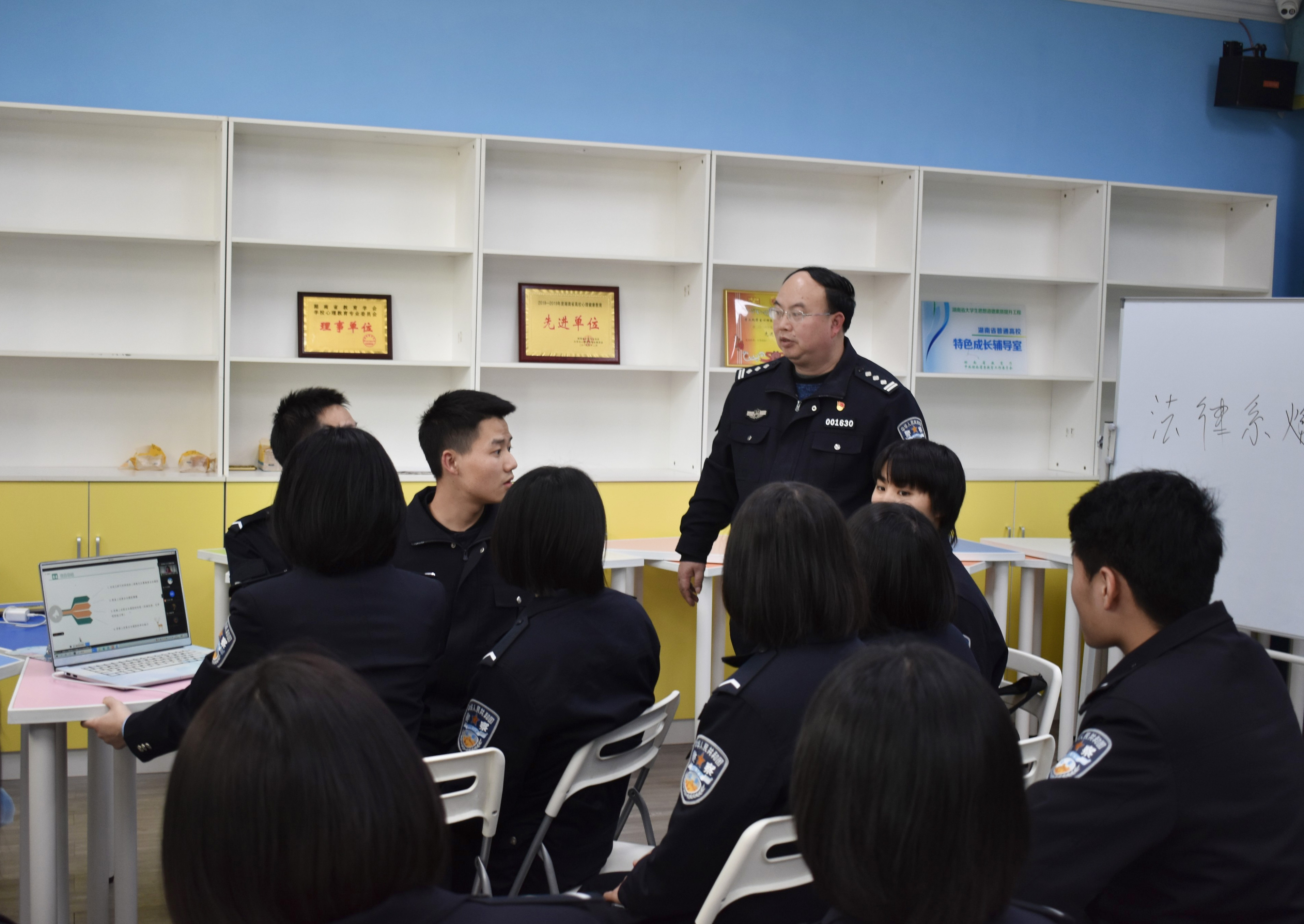 图片2.png 图片2.png