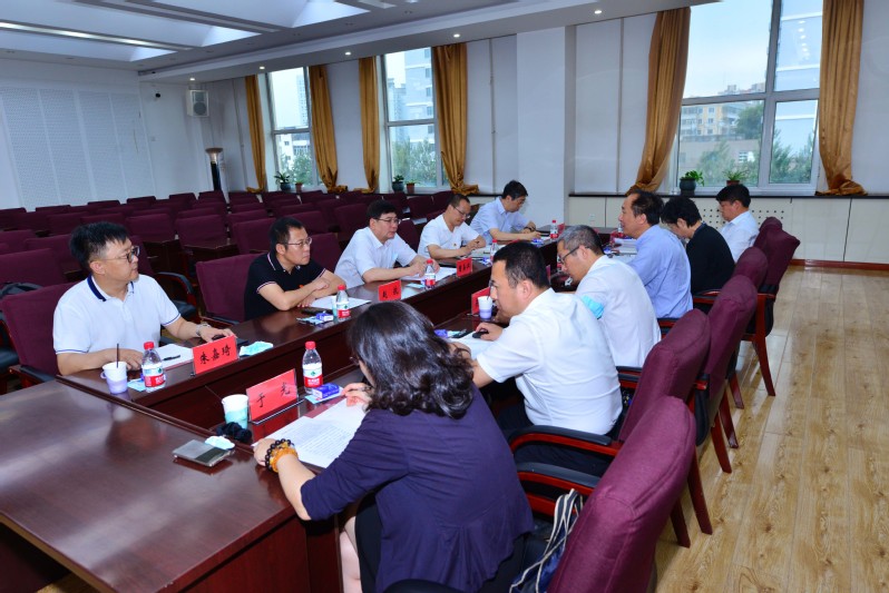 分组讨论4.jpg 分组讨论4.jpg