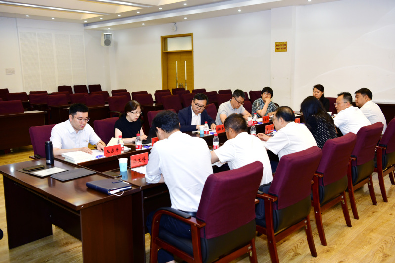 分组讨论6.jpg 分组讨论6.jpg