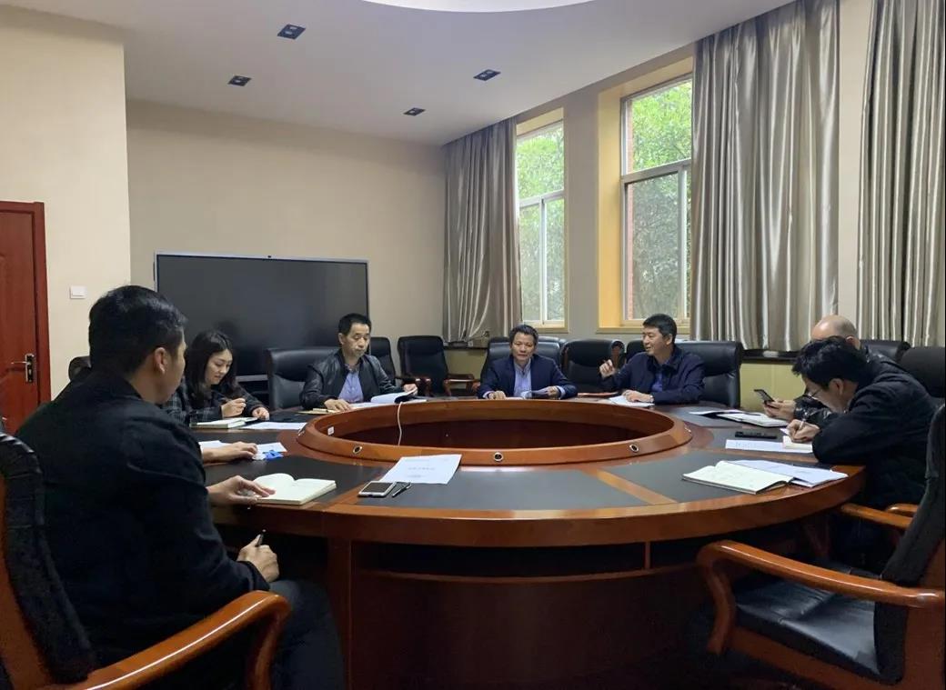 电子工程学院召开巡察整改工作专题推进会议.jpg 电子工程学院召开巡察整改工作专题推进会议.jpg