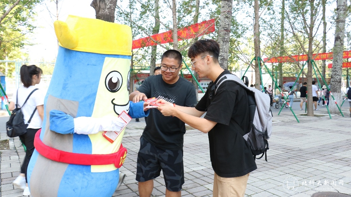 bf01e8cd212adc517e352e8aa6b592f5.jpg 3.jpg