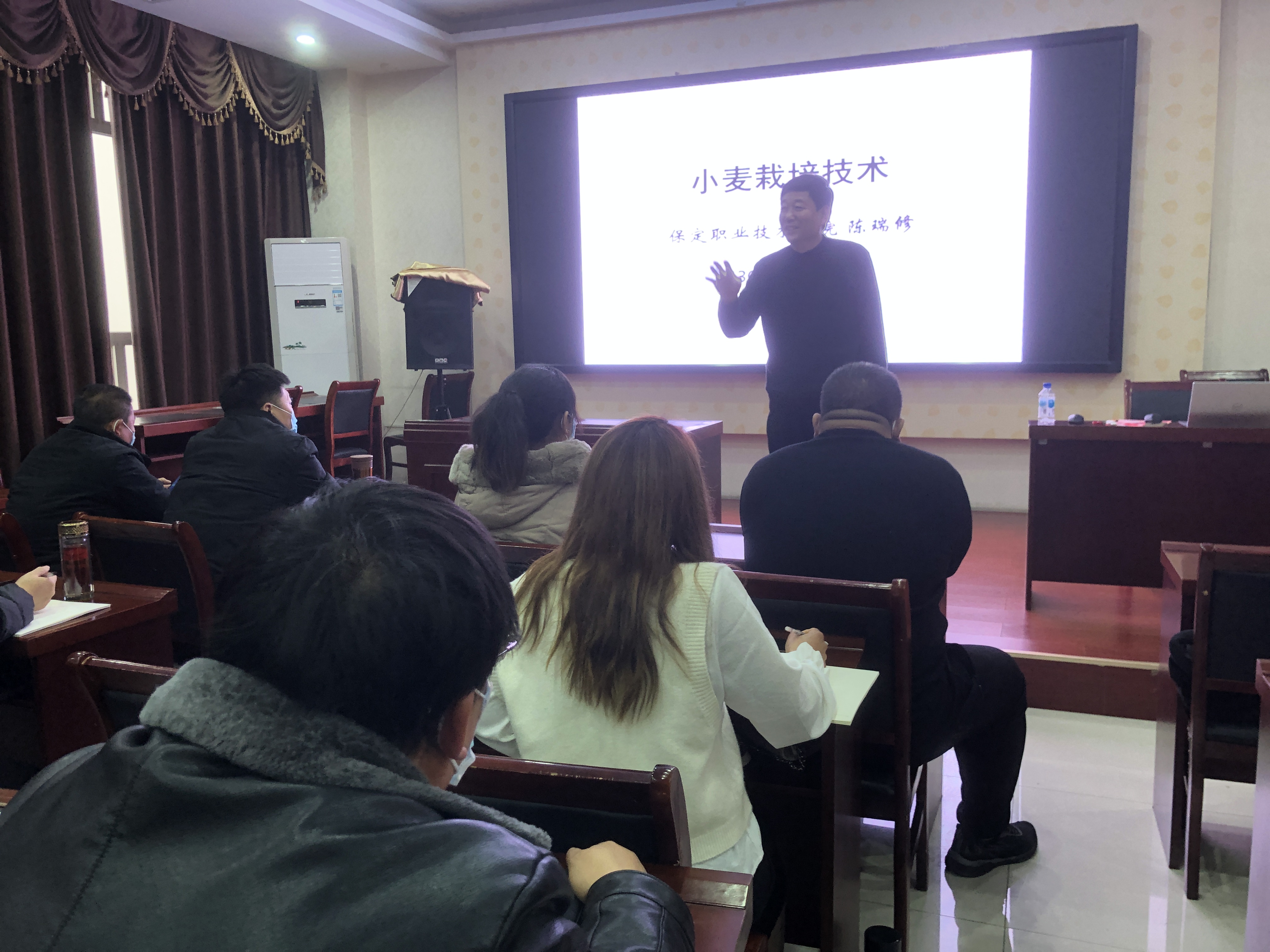 微信图片_2021122610565陈.jpg 微信图片_2021122610565陈.jpg