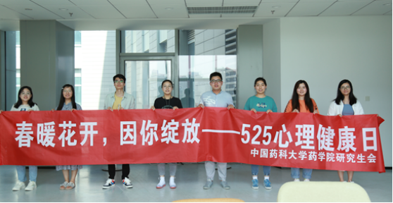 2合影留念.png 2合影留念.png