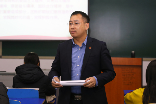 招生办公室主任贾烊.jpg 招生办公室主任贾烊.jpg