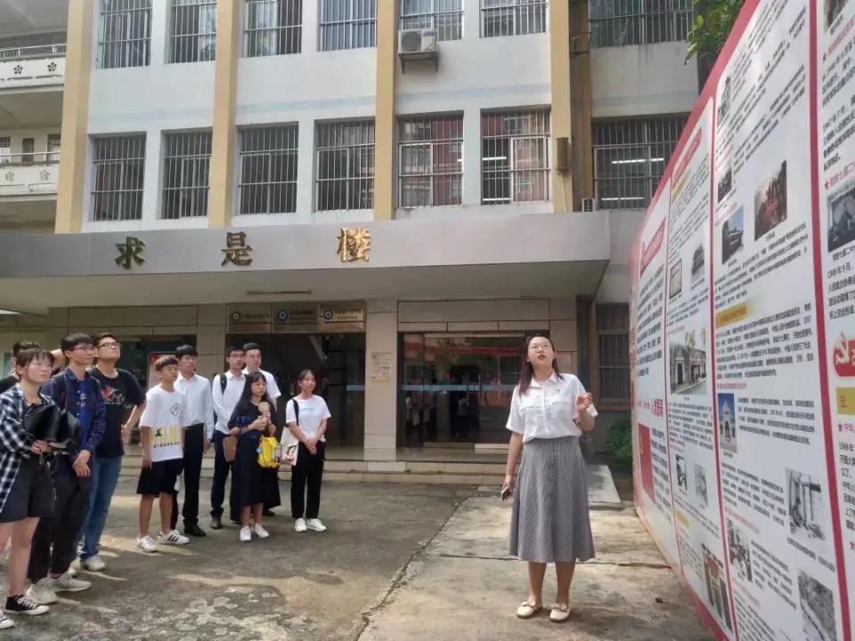 程中萌.jpg 程中萌.jpg