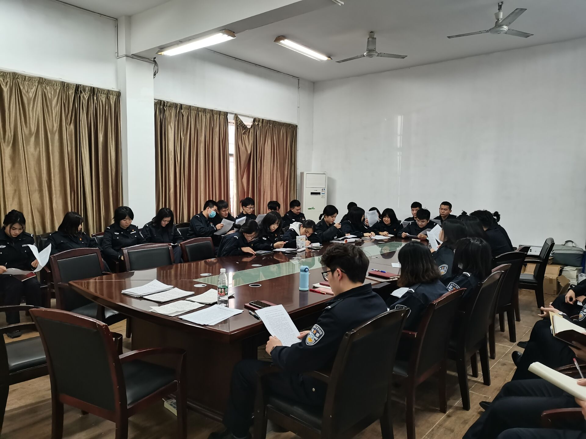 图片2.png 图片2.png