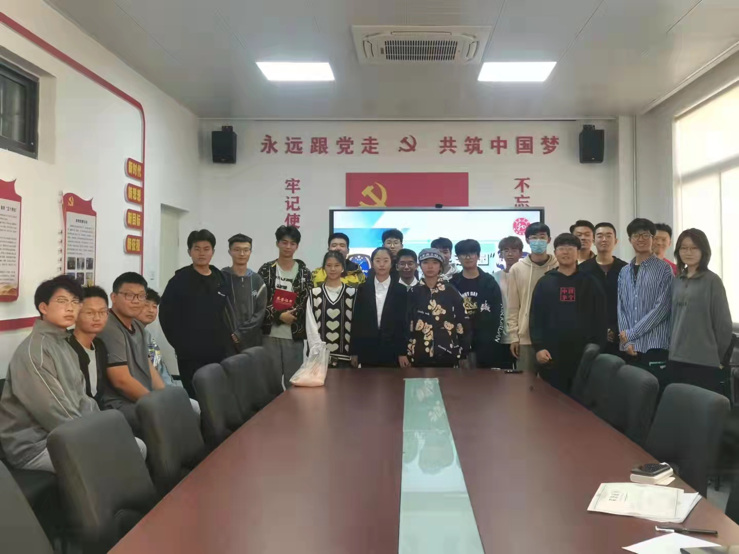 图片4.png 图片4.png