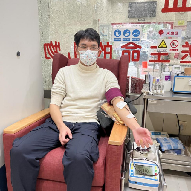 龚垚.png 龚垚.png