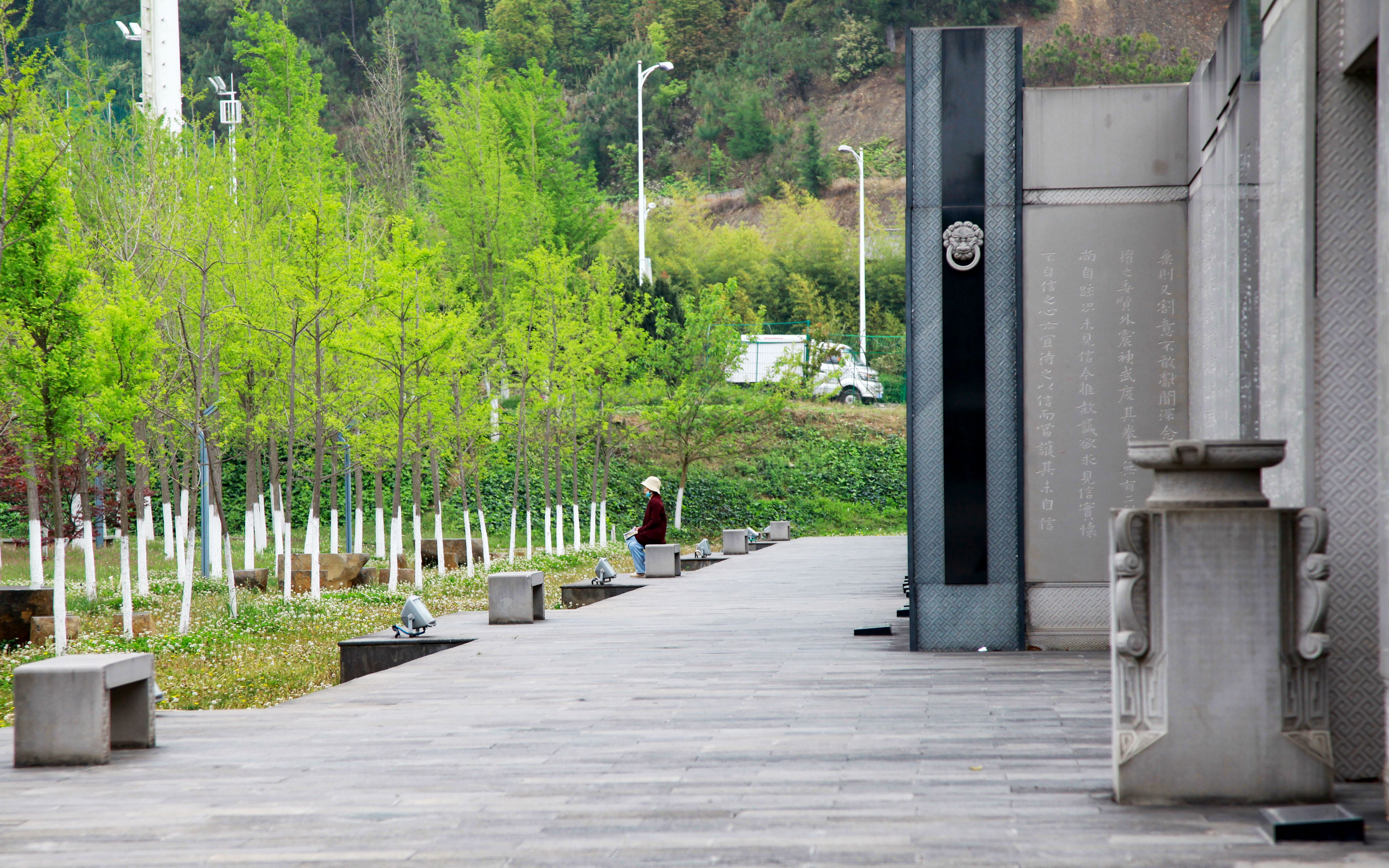 守望春天(1).jpg 守望春天(1).jpg