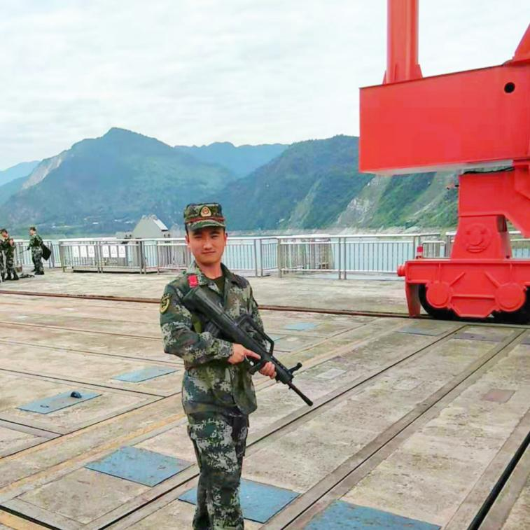 王涛,工商管理1803班,考上武汉纺织大学研究生.png 王涛,工商管理1803班,考上武汉纺织大学研究生.png