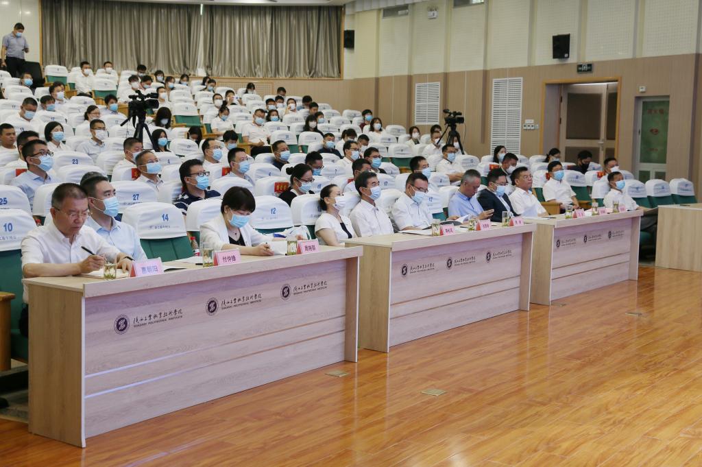 BB0E9D55462F36B60BFAE933452_420C933E_1AE15.jpg BB0E9D55462F36B60BFAE933452_420C933E_1AE15.jpg