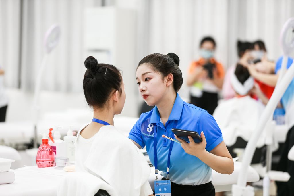 谭馥林比赛.jpg 谭馥林比赛.jpg