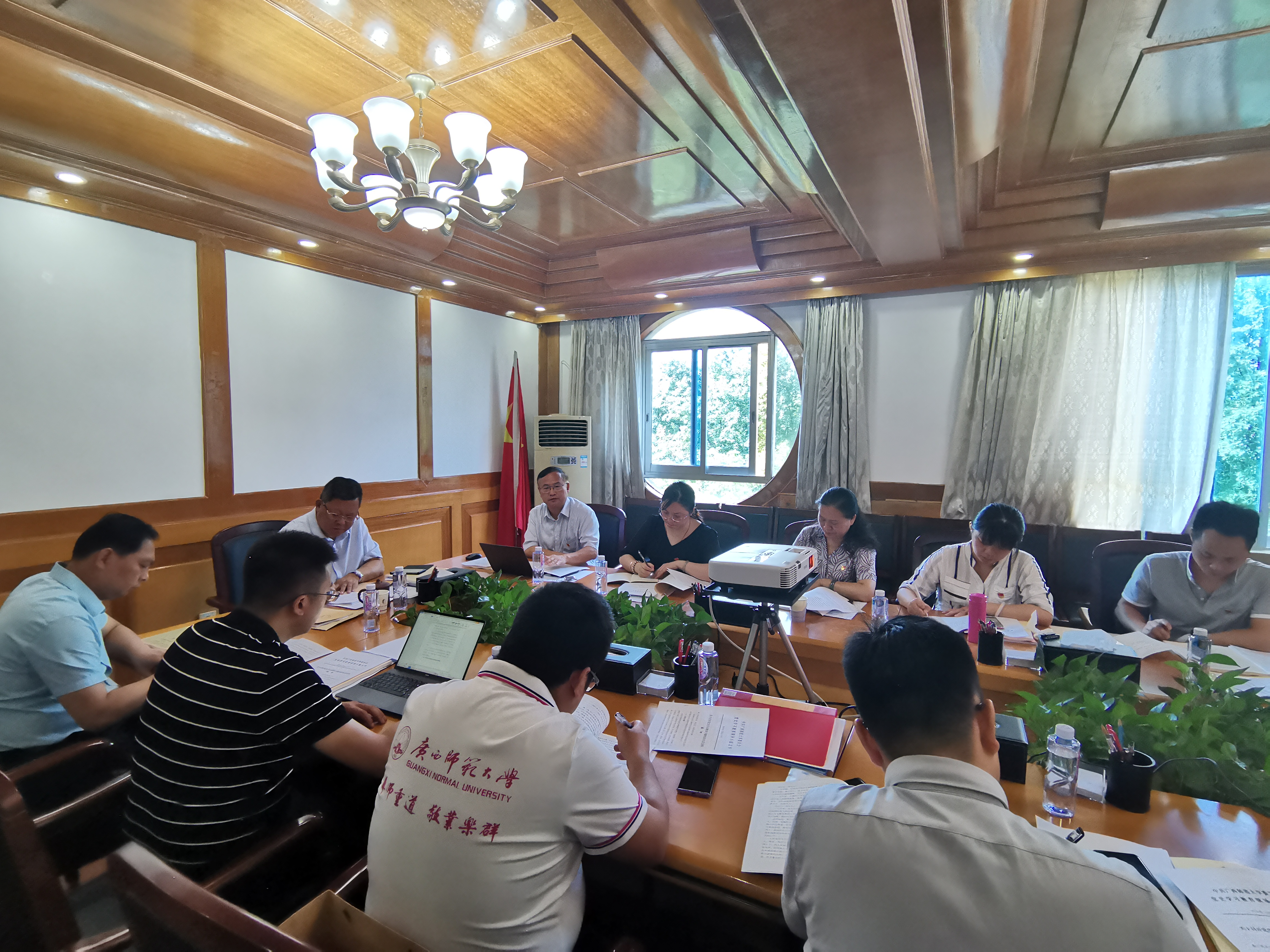 黄海波领学习近平总书记“七一”重要讲话精神.jpg 黄海波领学习近平总书记“七一”重要讲话精神.jpg