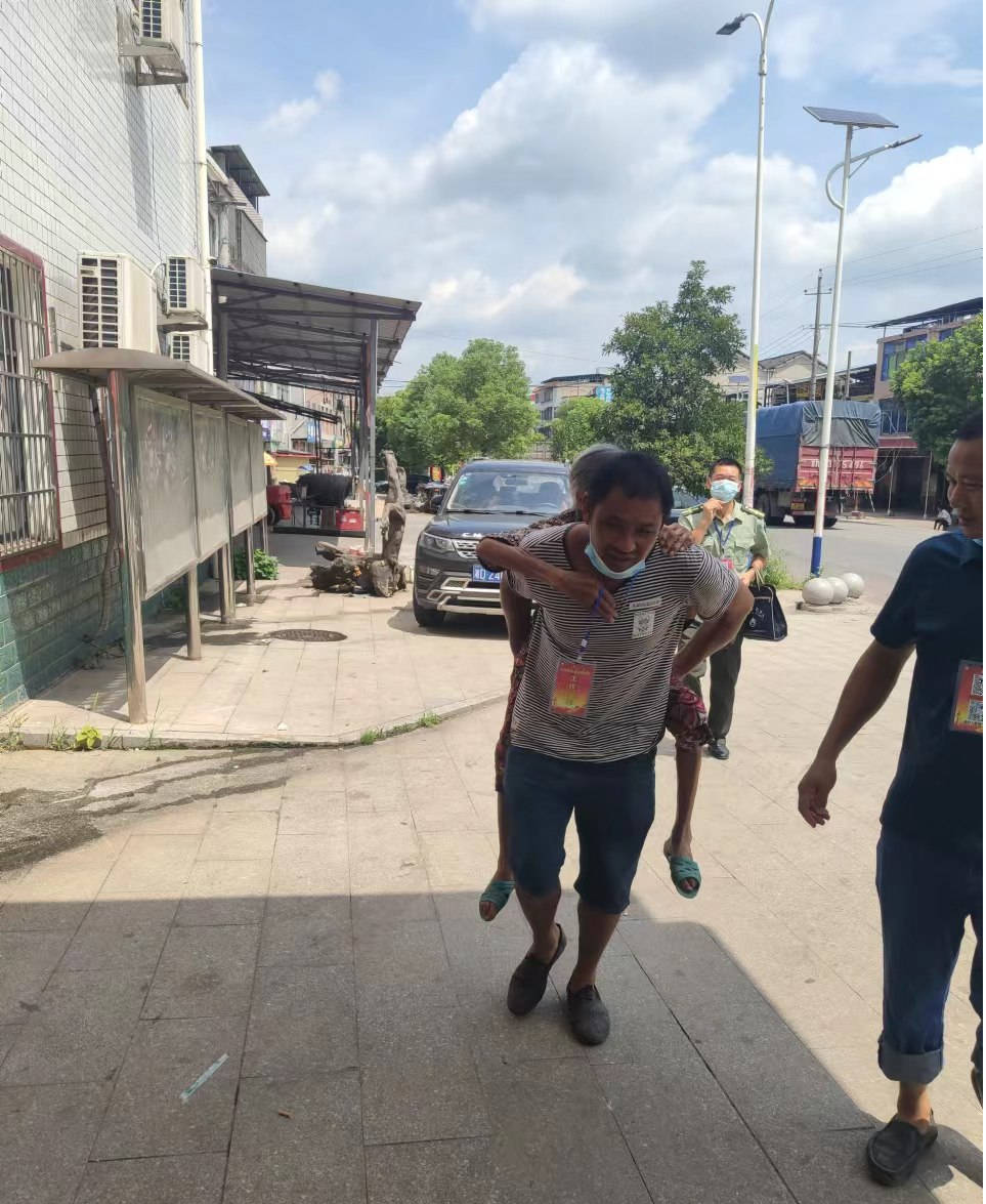 图片4.png 图片4.png