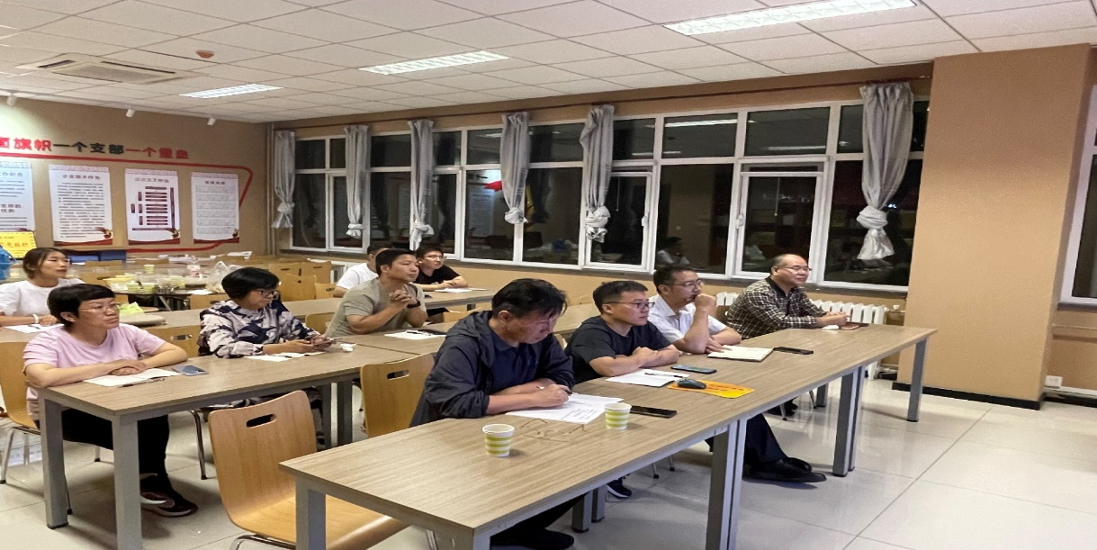 图四:杨玉桢副书记对会议进行总结.png 图四:杨玉桢副书记对会议进行总结.png