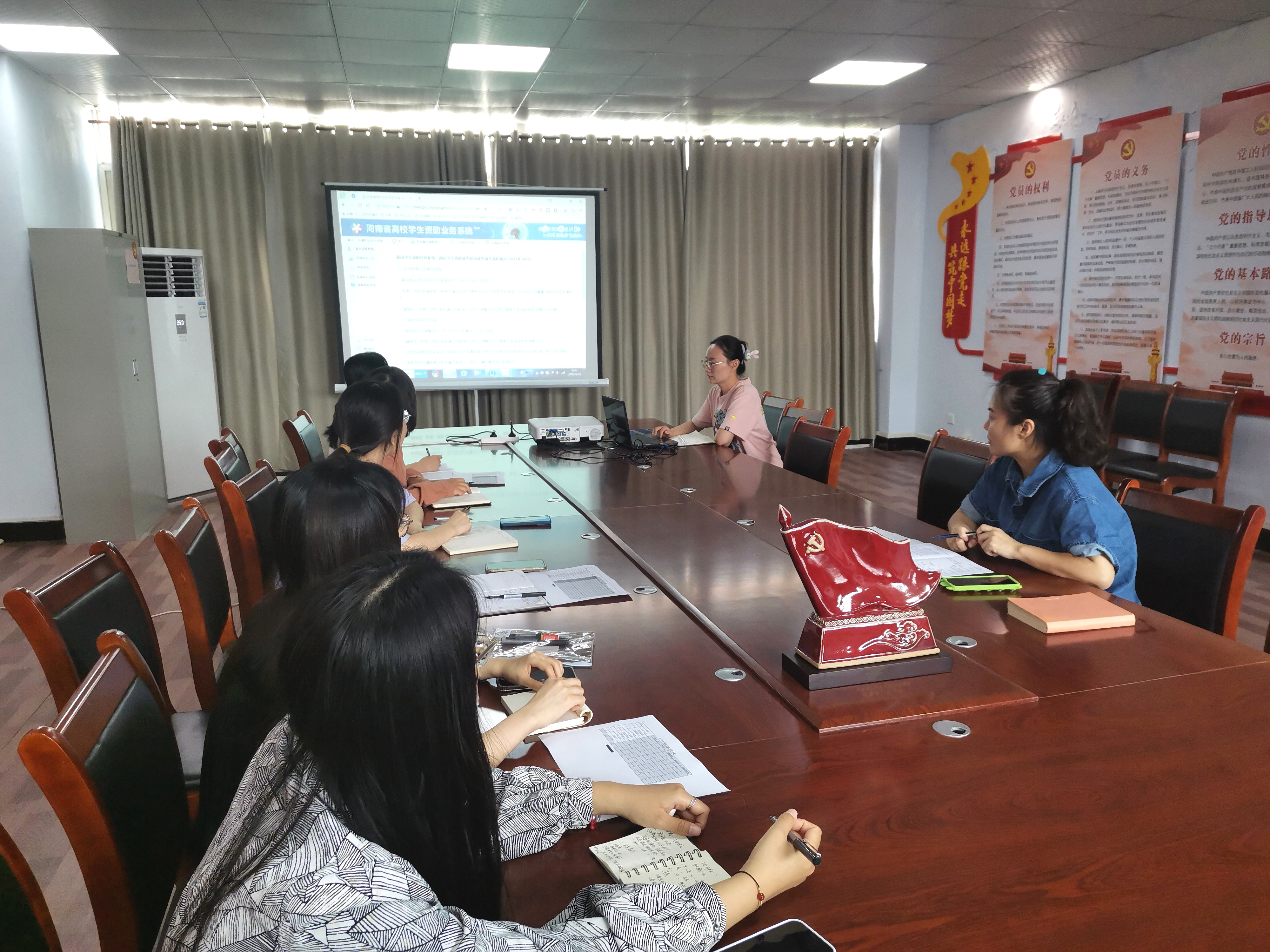 beb355a411dae91a2efeb914b19da6f.jpg beb355a411dae91a2efeb914b19da6f.jpg