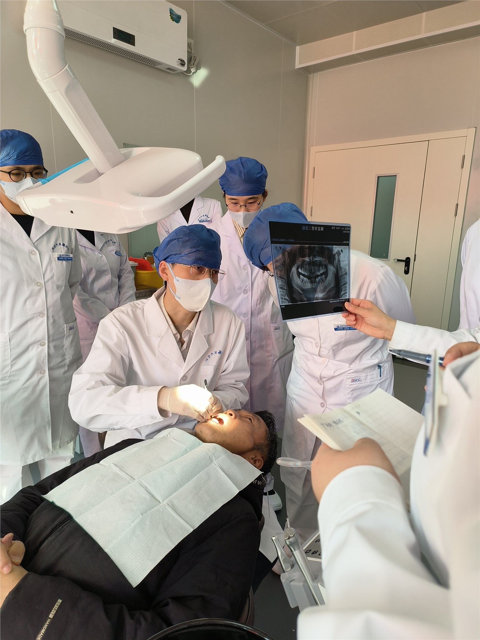 3-刘凯宁义诊.jpg 3-刘凯宁义诊.jpg