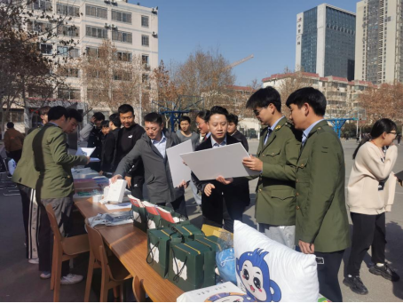 4355396DCEC763EE9E400C3E27D_3934F544_9787F.png 4355396DCEC763EE9E400C3E27D_3934F544_9787F.png